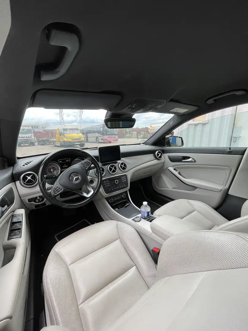 Mercedes-Benz CLA 200 CDI Business Executive 4MATIC 7G-DCT A - 2