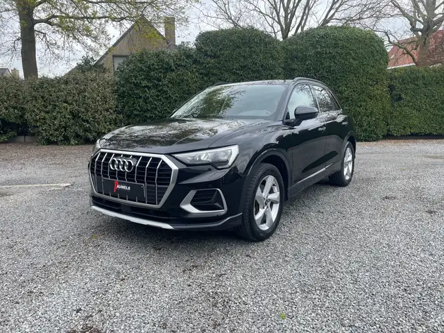 Audi Q3 ⚡35TFSI Business Edition Advanced Stronic/ Auto-Trkhk / PDC/CC/ zetelverwrming/Carplay/ Laneassist/Standverwarming/...⚡