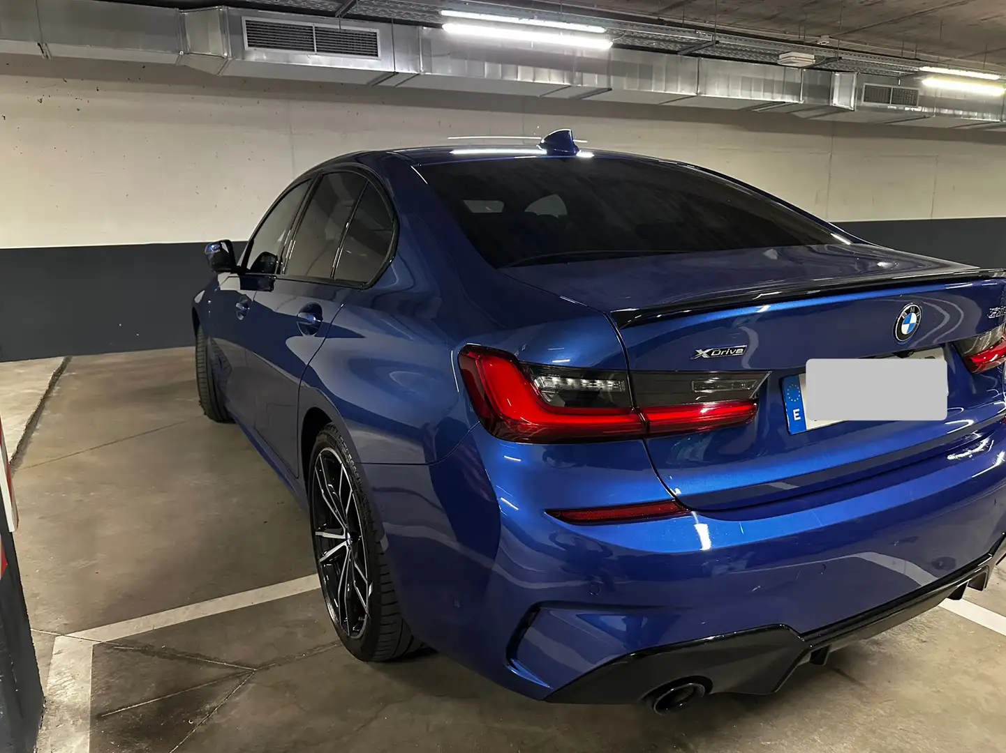 BMW 330 330e - 2