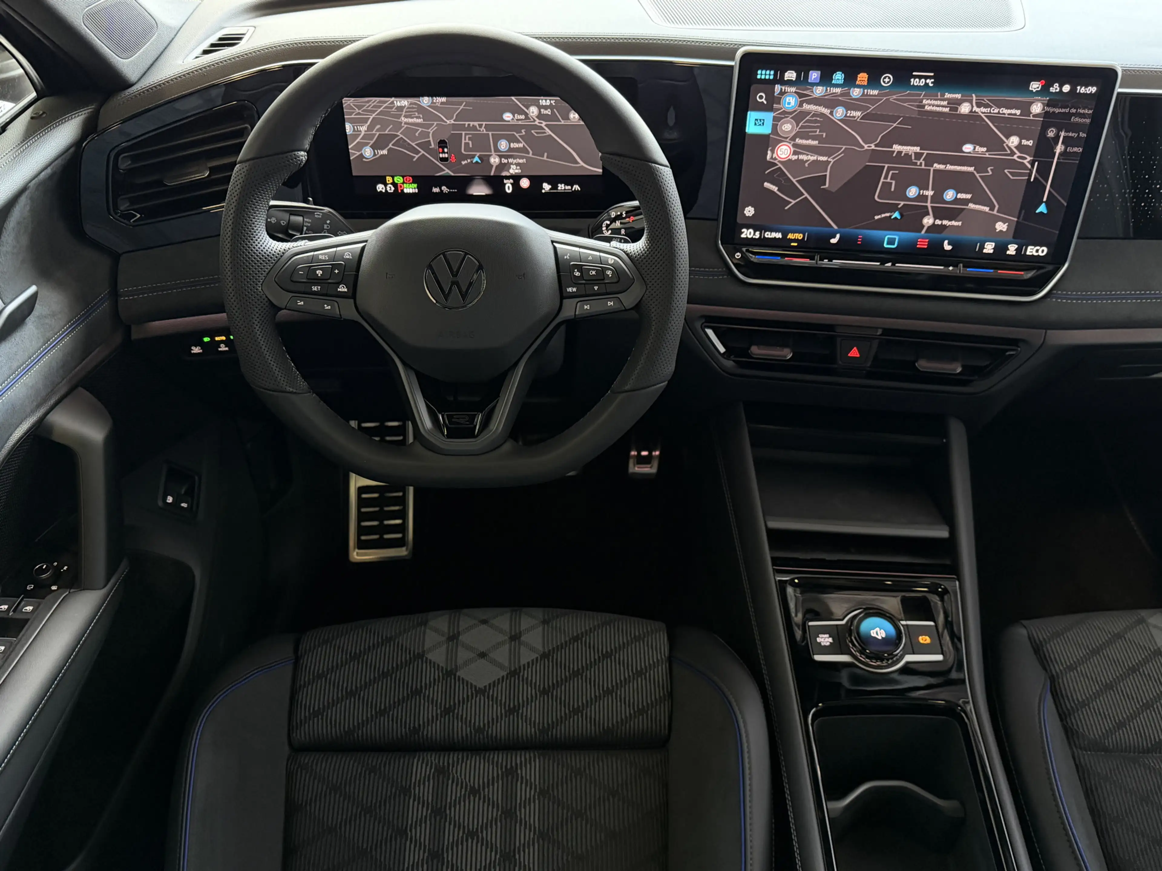 Volkswagen Tiguan 1.5 eHYBRID 272 PK NW AUTO R-LINE VW.TREKHAAK BLAC — photo 31