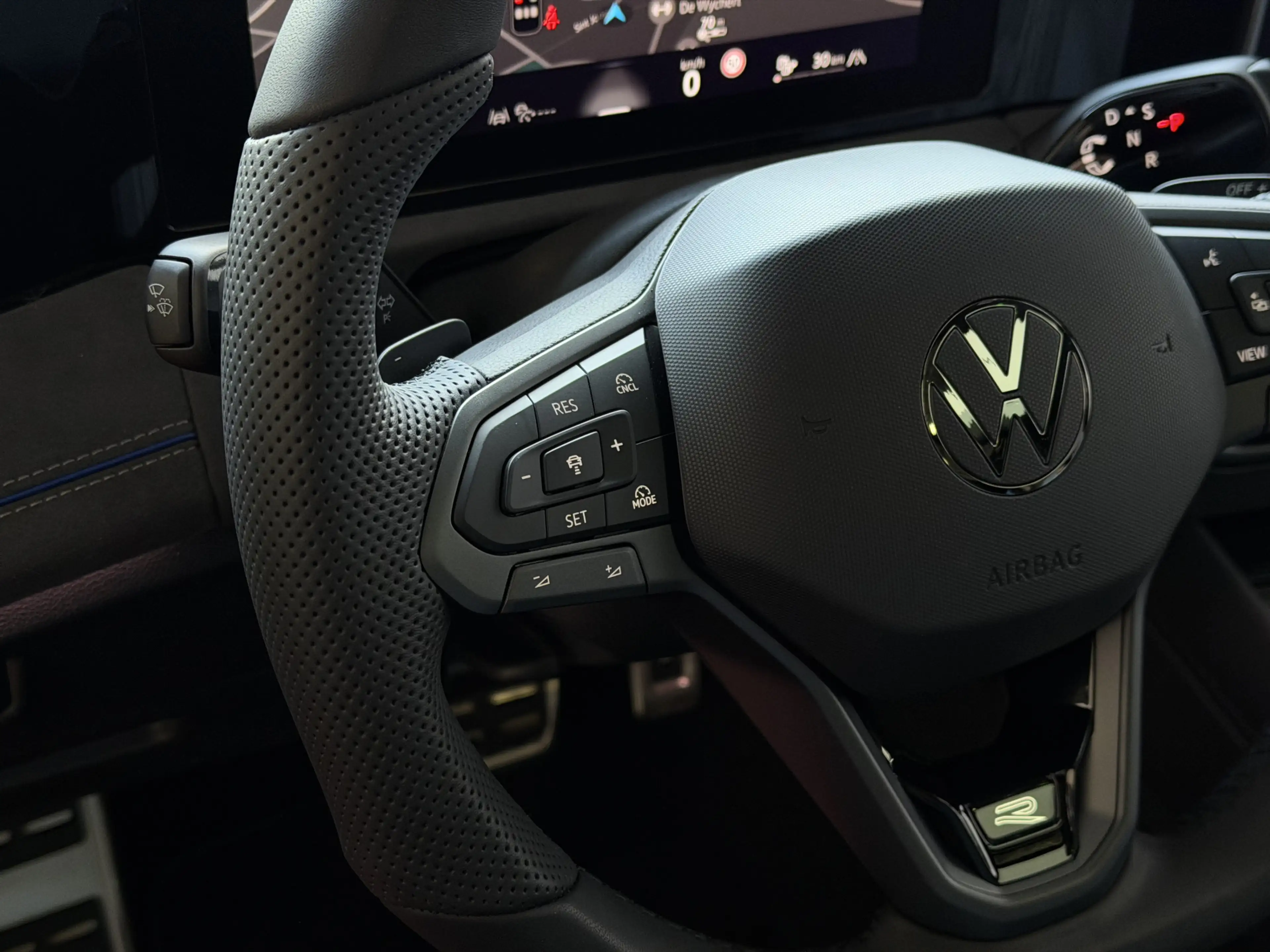Volkswagen Tiguan 1.5 eHYBRID 272 PK NW AUTO R-LINE VW.TREKHAAK BLAC — photo 17
