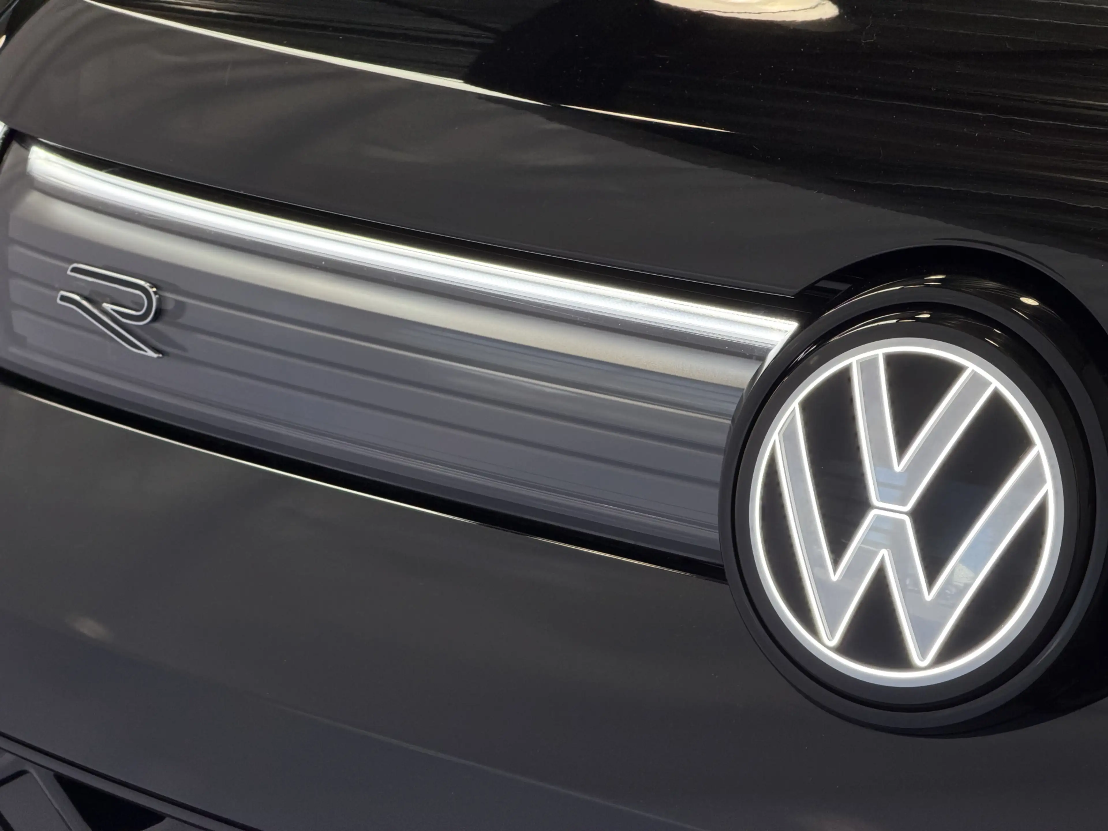 Volkswagen Tiguan 1.5 eHYBRID 272 PK NW AUTO R-LINE VW.TREKHAAK BLAC — photo 13