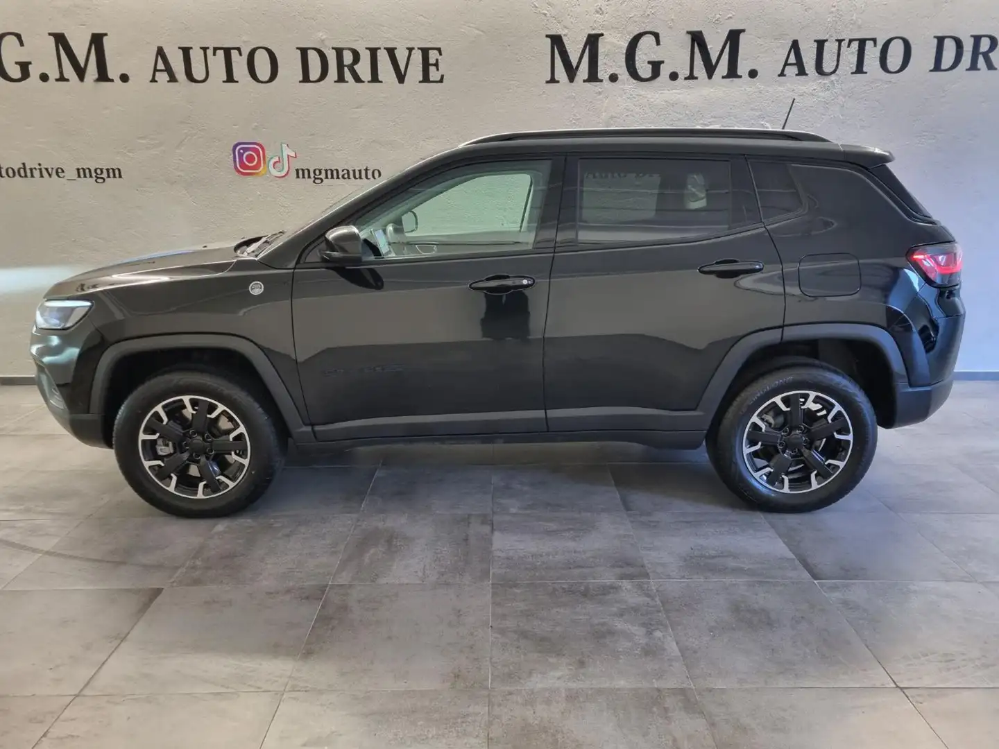 Jeep Compass 1.3 Turbo T4 240 CV PHEV AT6 4xe Trailhawk Grijs - 2