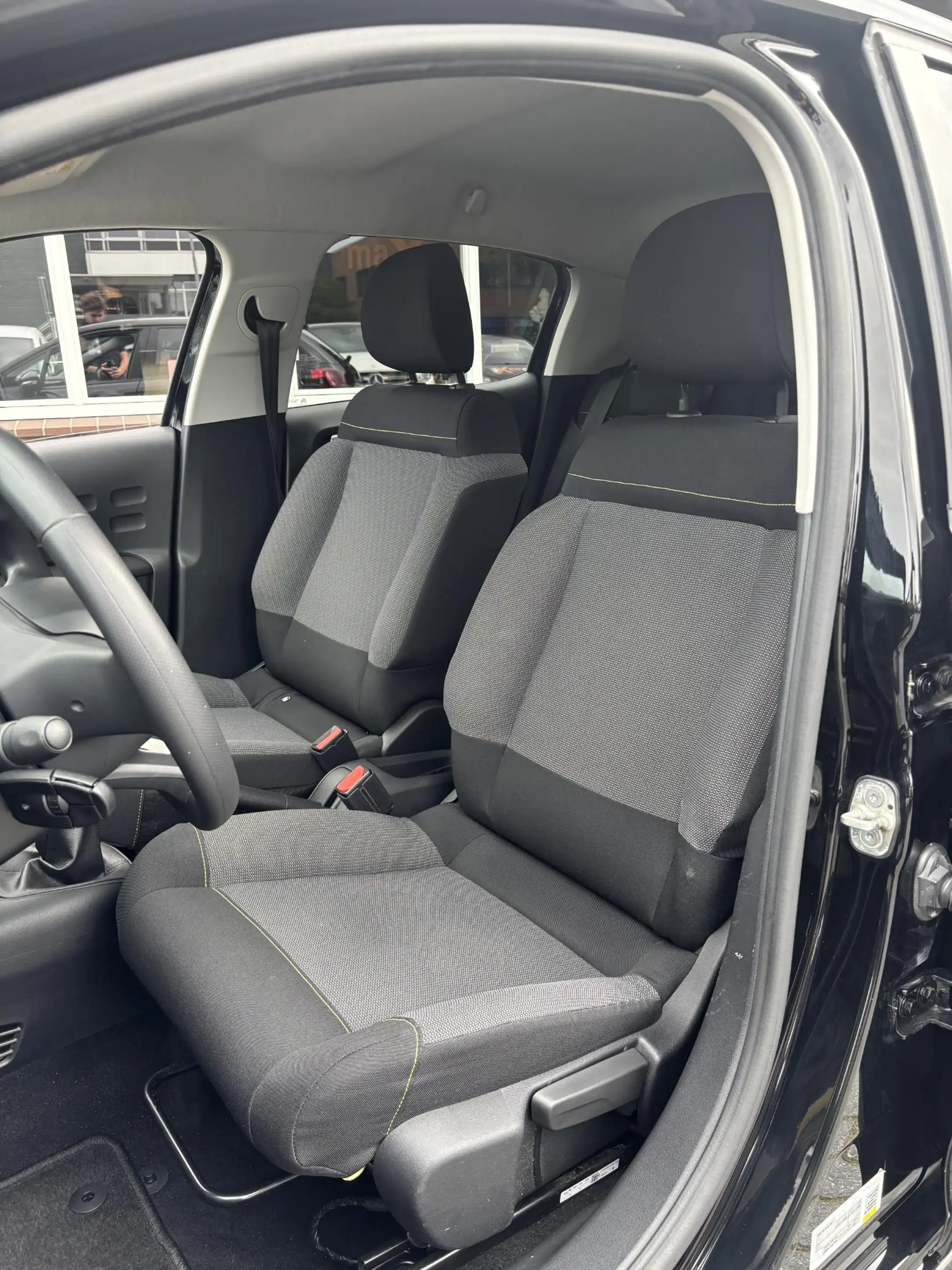 Citroen C3 1.2 PureTech Feel 105g |Dealer Onderhouden|NAP| — photo 3