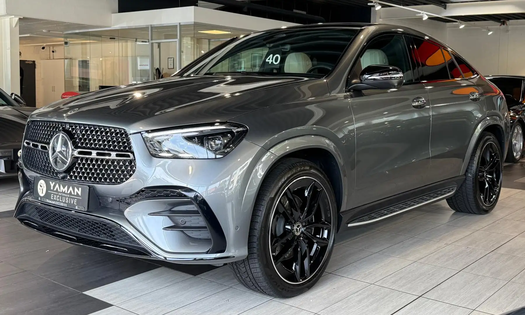 Mercedes-Benz GLE 300 d 4M Coupe AMG*Pano*HuD*Luft*Massage Gris - 1