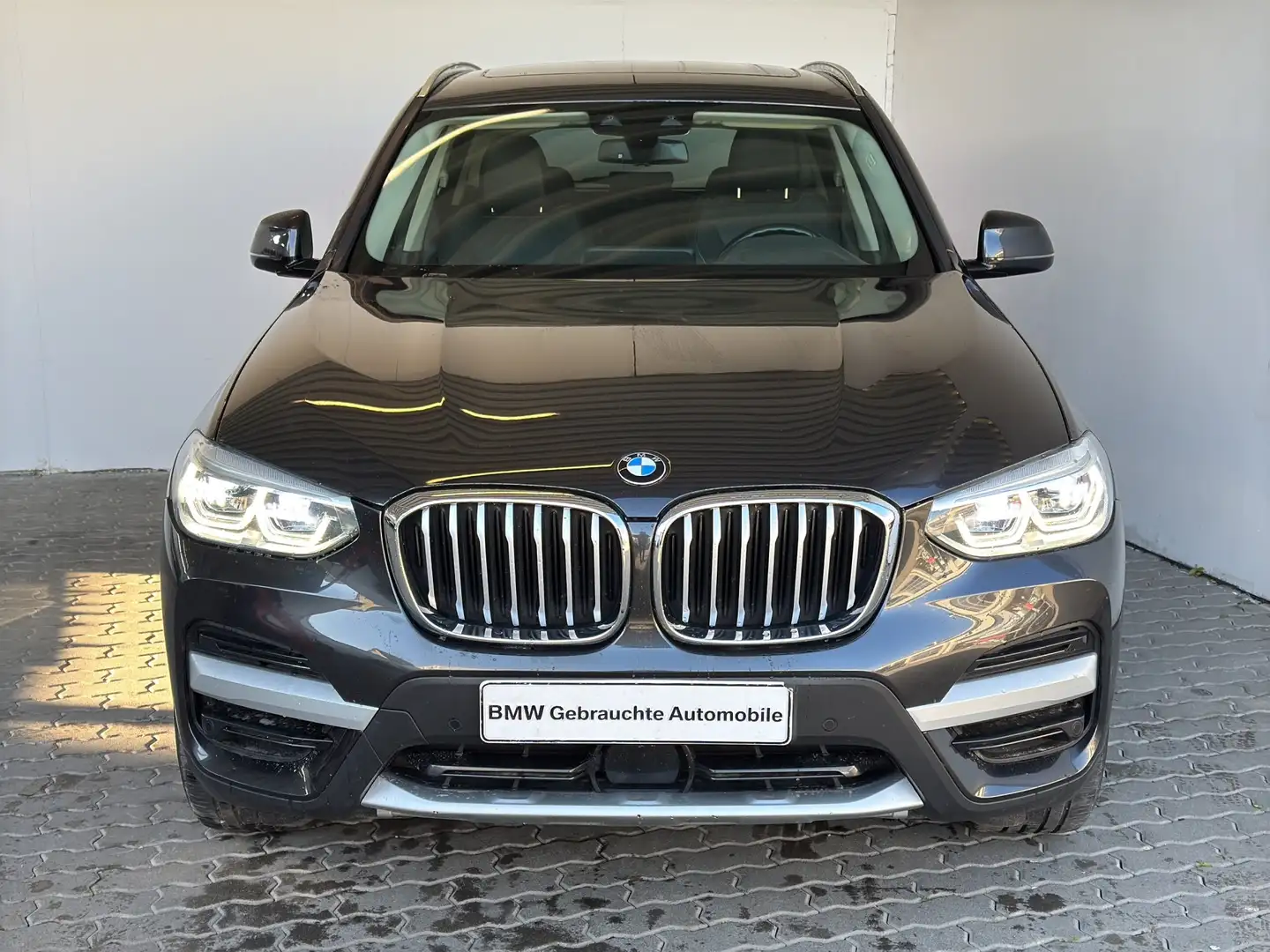 BMW X3 xDrive20d xLine Navi.LED.ACC.HarKard.AHK.Pano Grau - 1