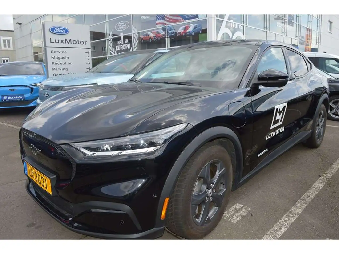 Ford Mustang Mach-E Base 72kWh Standard Range LFP 269ch/198kW - A1 GAR Noir - 1