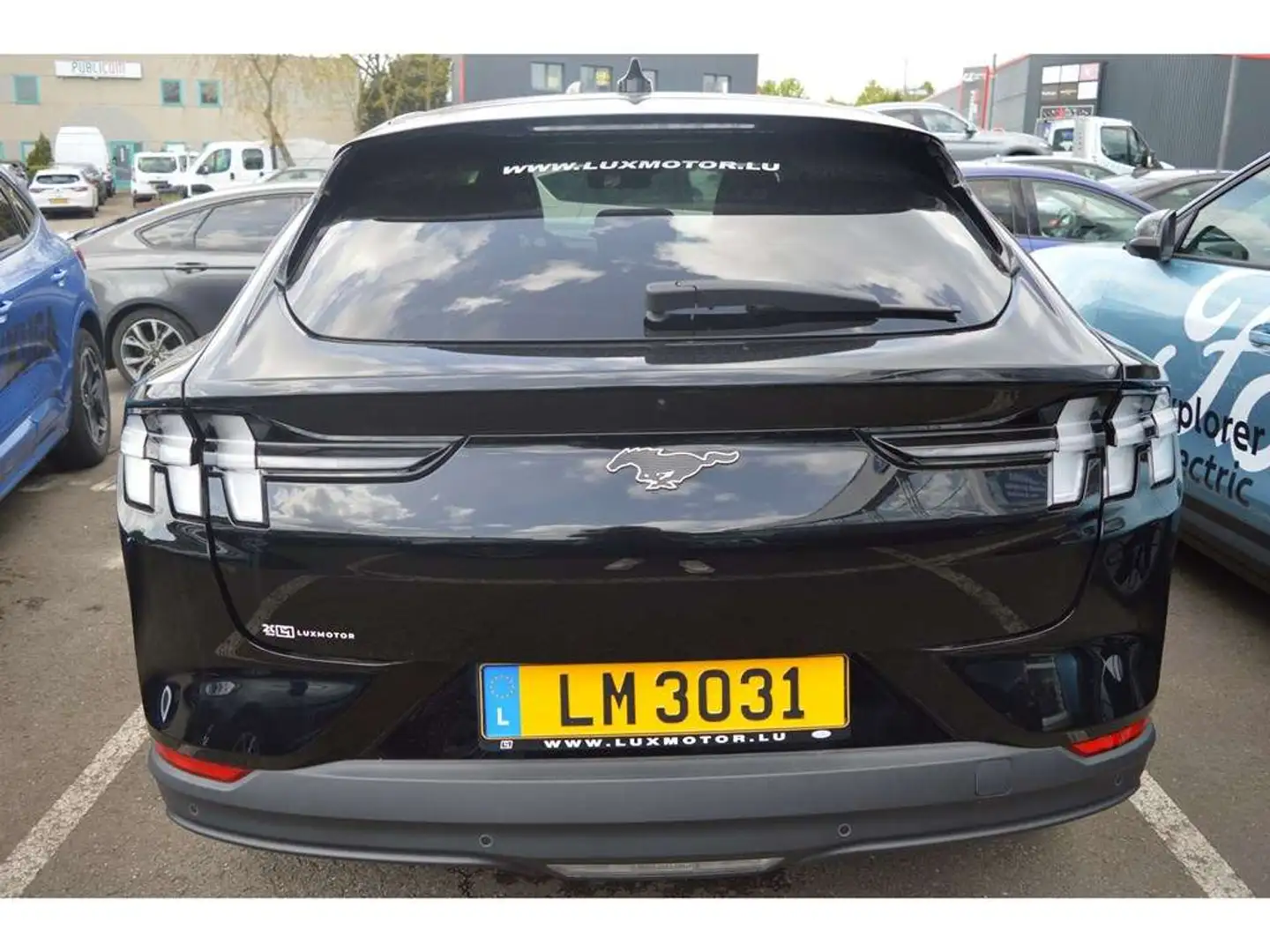 Ford Mustang Mach-E Base 72kWh Standard Range LFP 269ch/198kW - A1 GAR Noir - 2