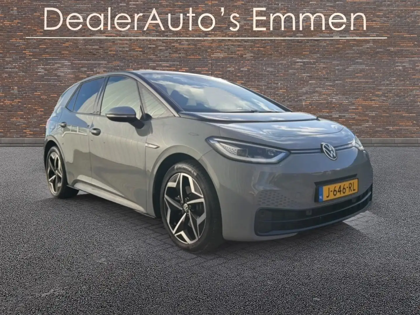 Volkswagen ID.3 First Plus 58 kWh ECC LMV NAVI CRUISE Gris - 1