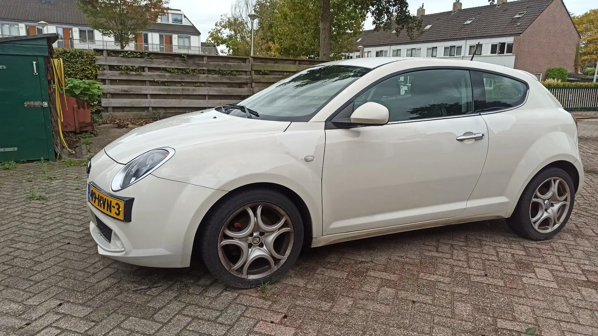 Alfa Romeo MiTo 1.4 T Sport ECU probleem/blanke lak laat los Wit - 2
