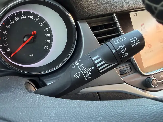 Opel Astra view 15