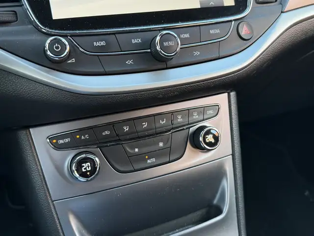 Opel Astra view 22