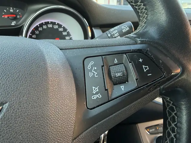 Opel Astra view 14