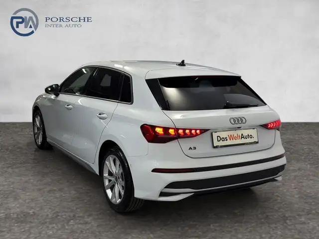 Audi A3 view 4