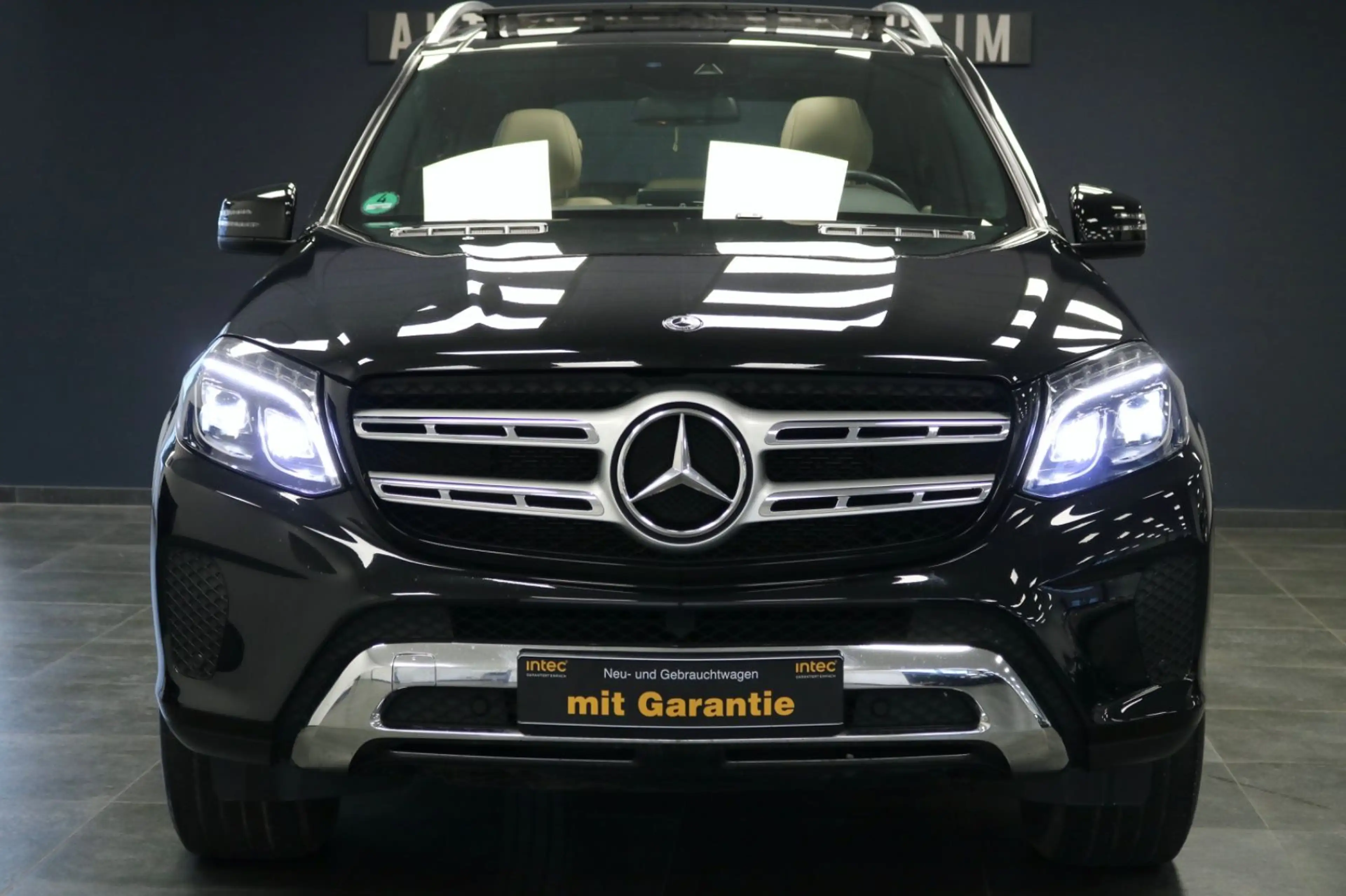 Mercedes-Benz GLS 400 4Matic/KAMERA/PANO/LEDER/7 SITZER — photo 5