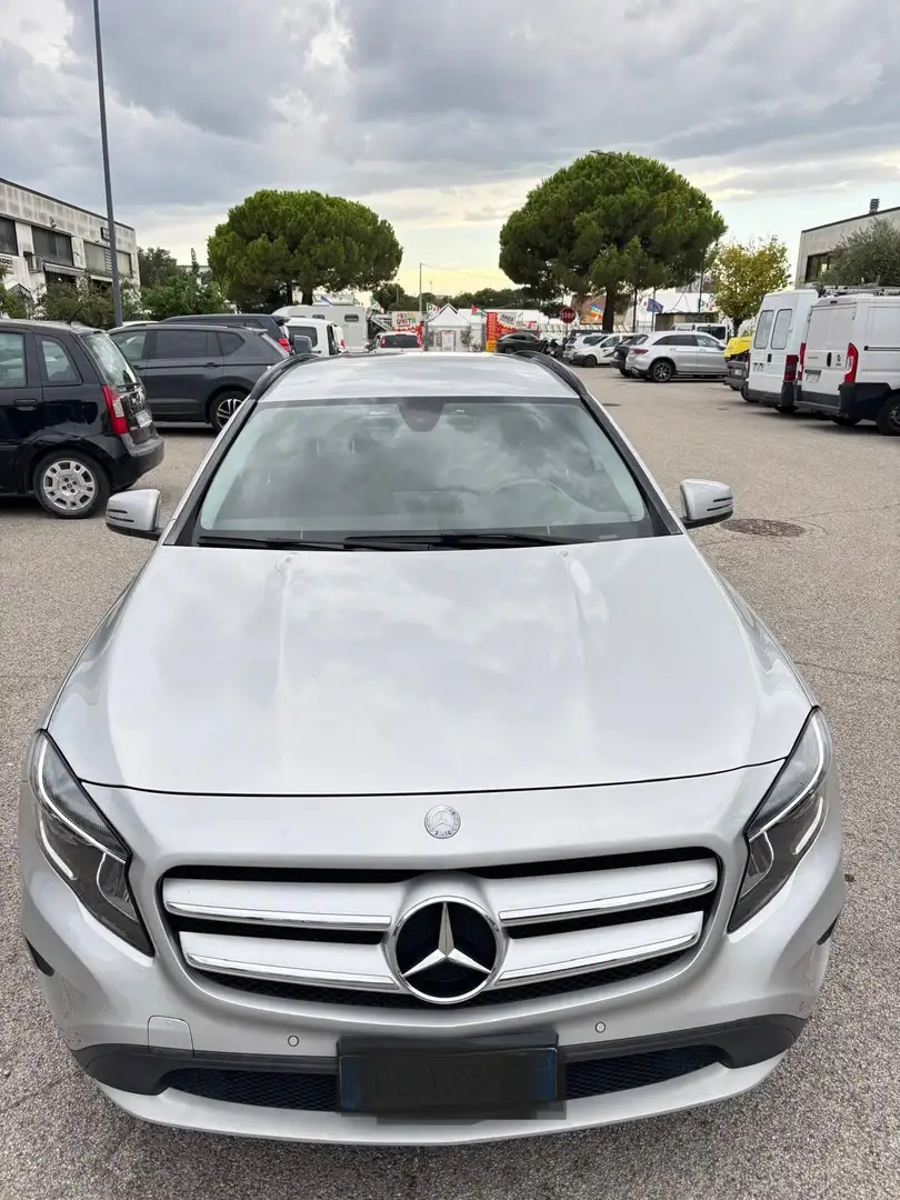 Mercedes-Benz GLA 180 GLA-X156 2014 d (cdi) Sport Argento - 1