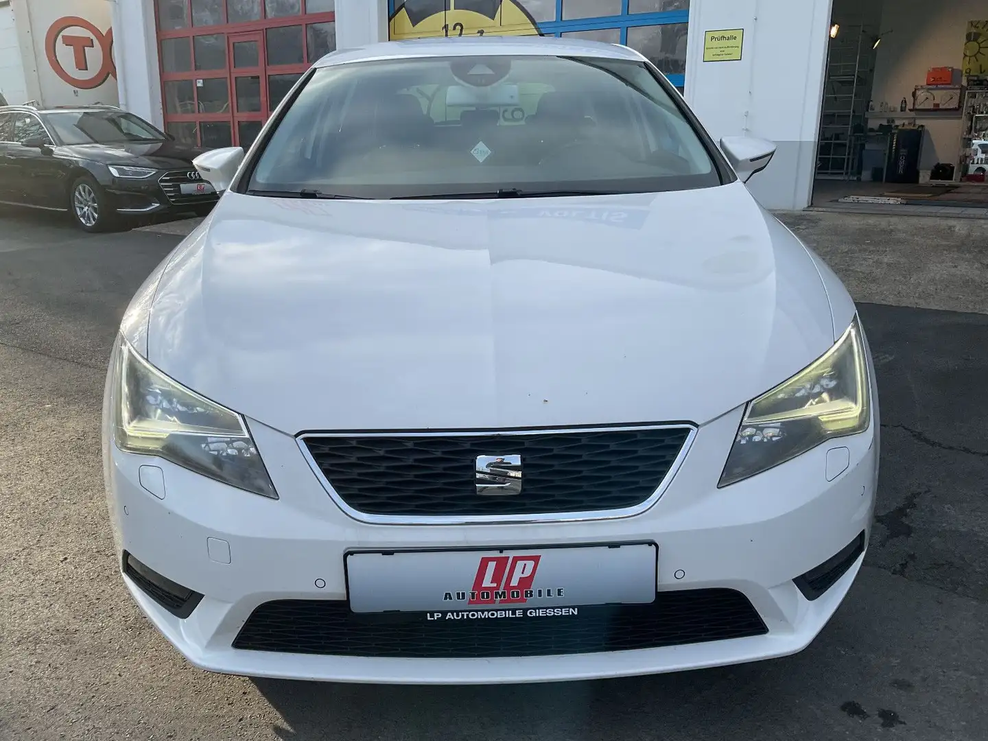 SEAT Leon Style 1.2 TSI DSG LED Navi PDC Tempomat Eu5 White - 2