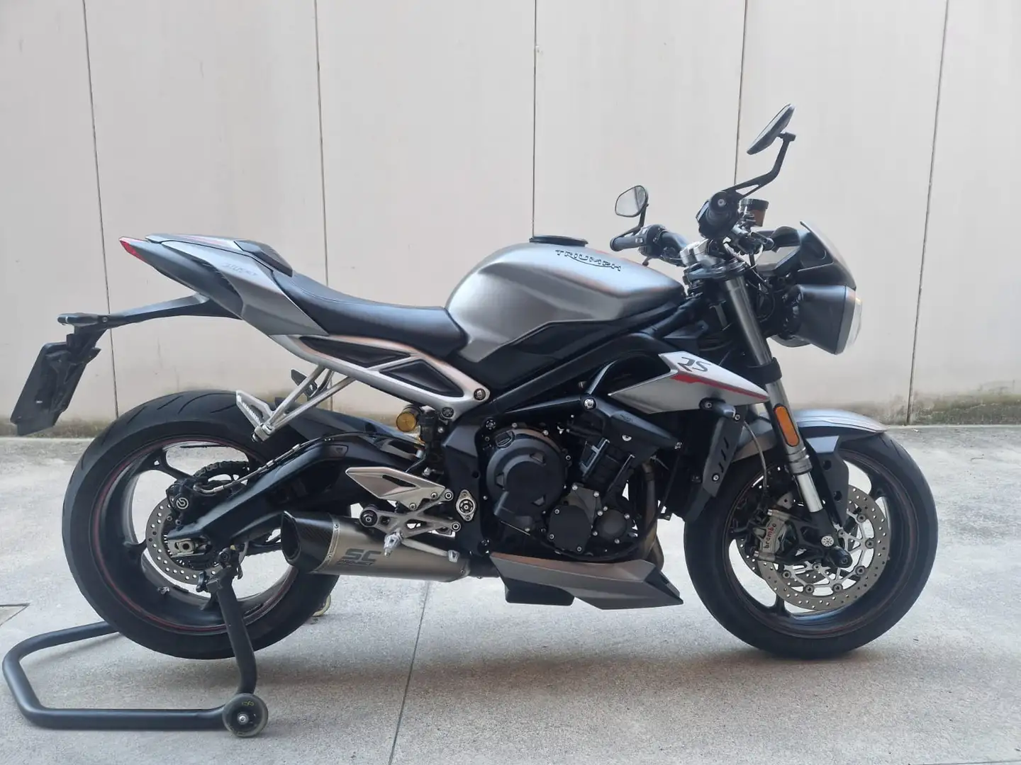 Triumph Street Triple 765 Серый - 1