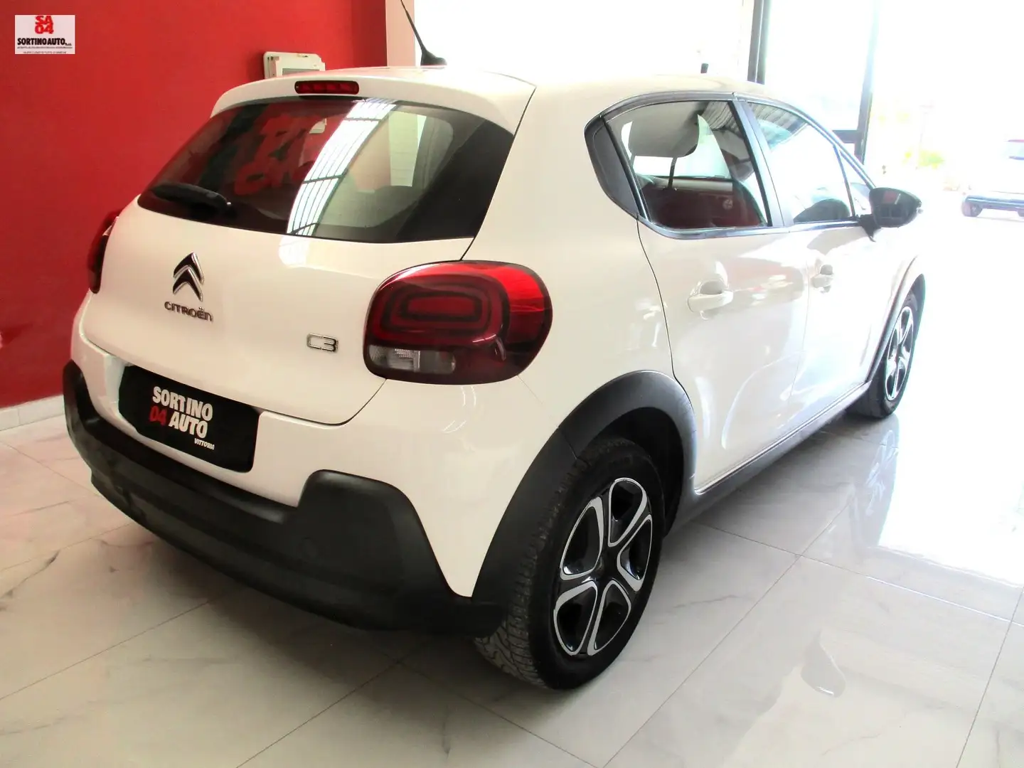 Citroen C3 C3 1.2 puretech Feel 68cv 6/2019 KM85000 SEN.PARCH Bianco - 2