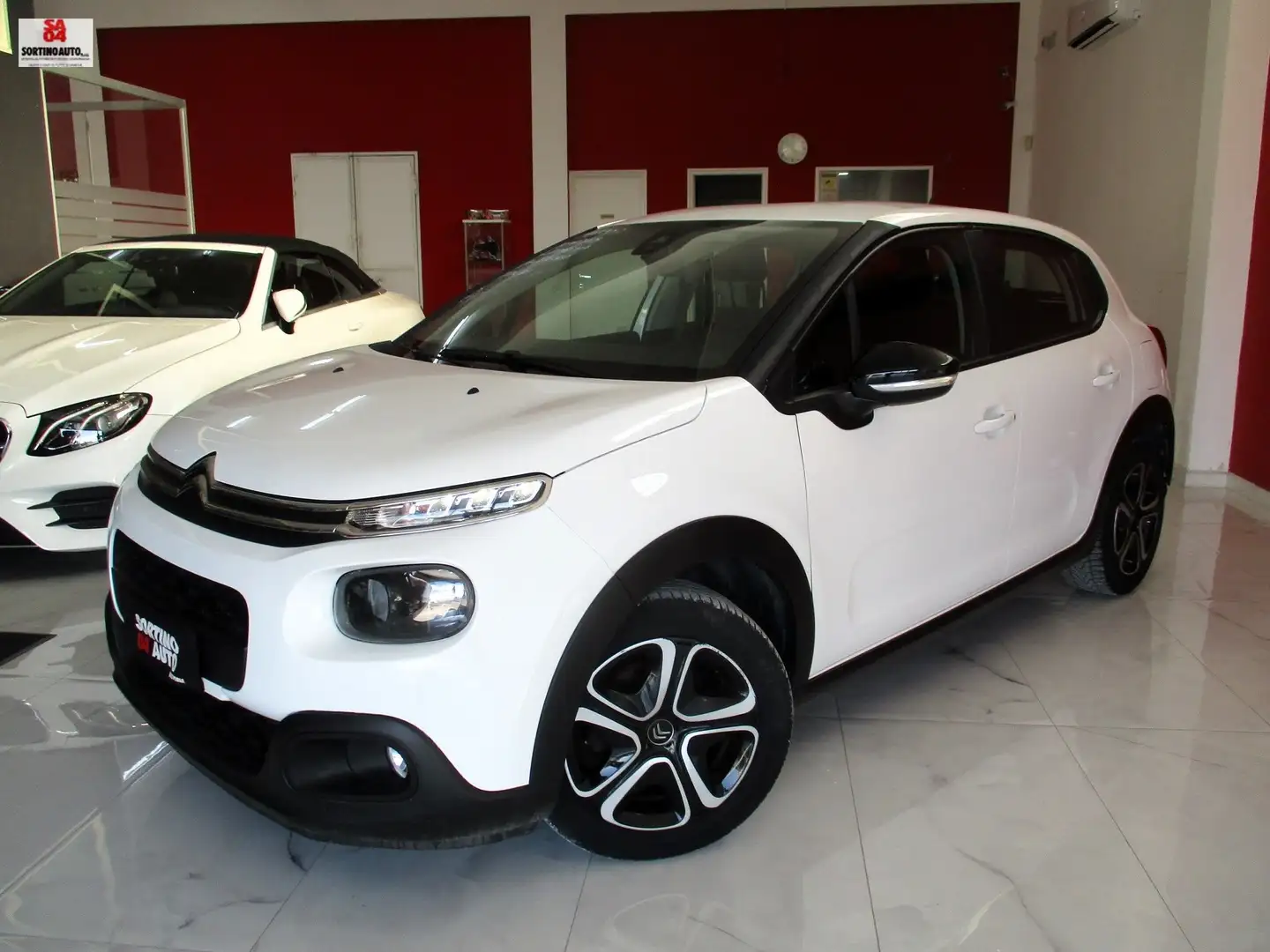 Citroen C3 C3 1.2 puretech Feel 68cv 6/2019 KM85000 SEN.PARCH Bianco - 1