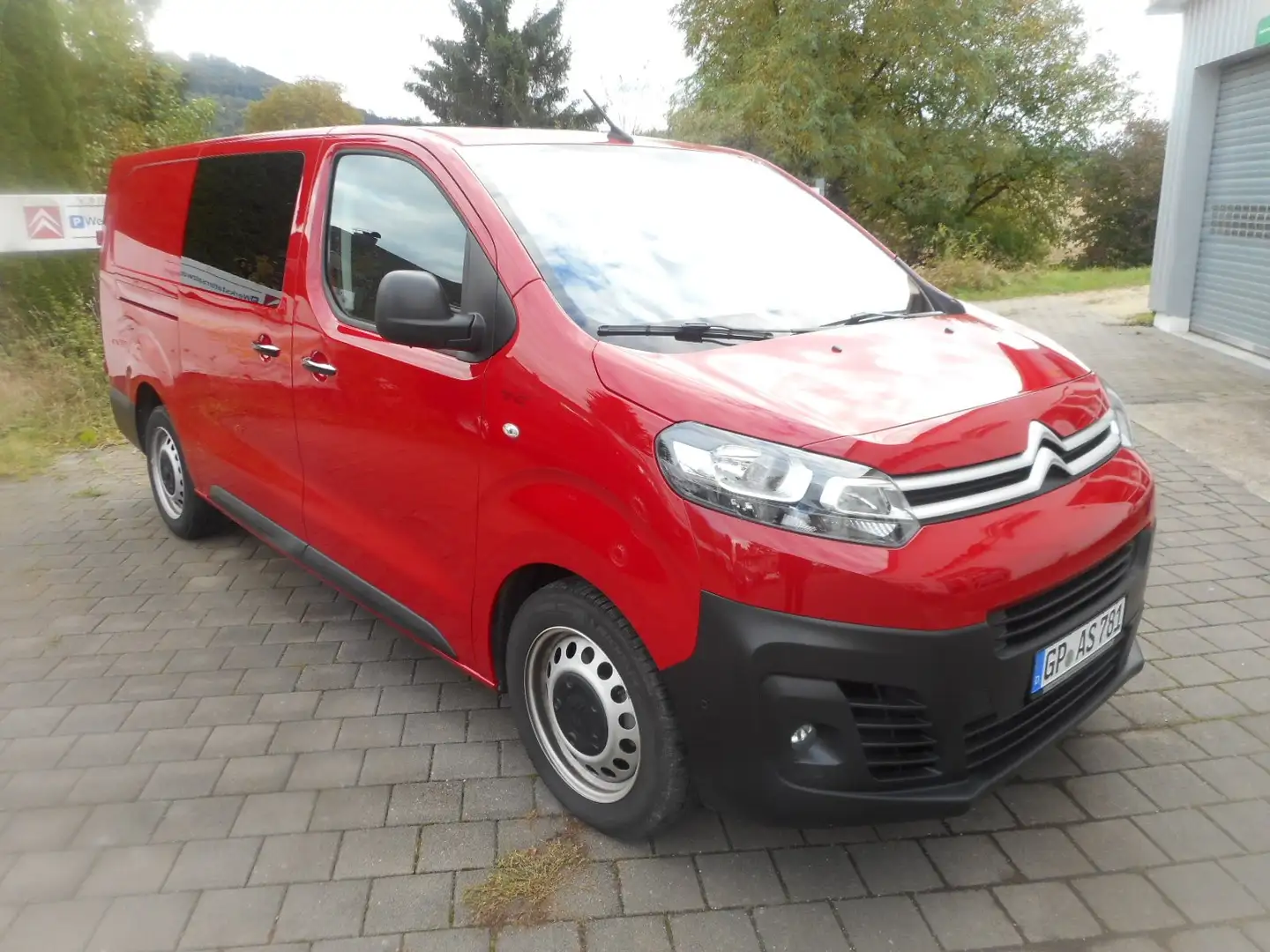 Citroen Jumpy 2.0 BlueHDi 180 Lang DOKA KAWA 180 EAT8 5 Sitze Rot - 1