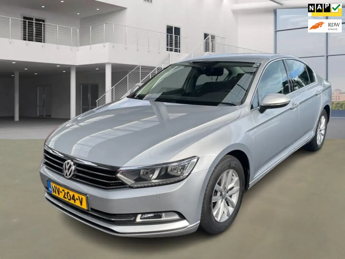 Volkswagen Passat 1.4 TSI Comfortline / NL prijs 12000 Gris - 1