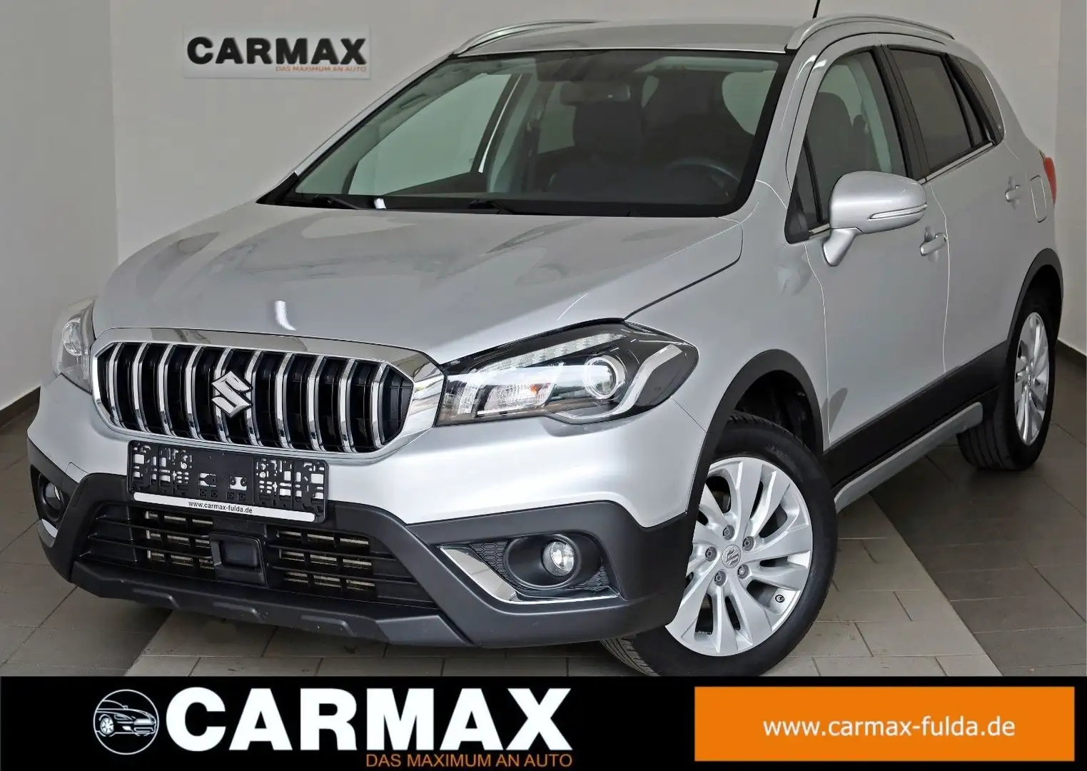 Suzuki SX4 S-Cross Comfort LED,SH,PDC,ACC,Apple Car Silber - 1