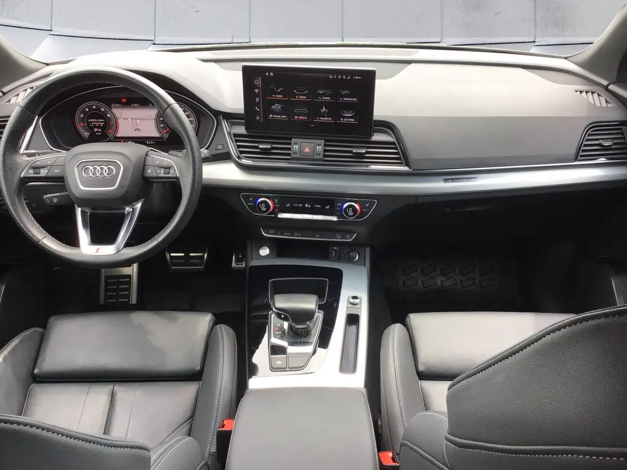 Audi Q5 снимка Audi Q5