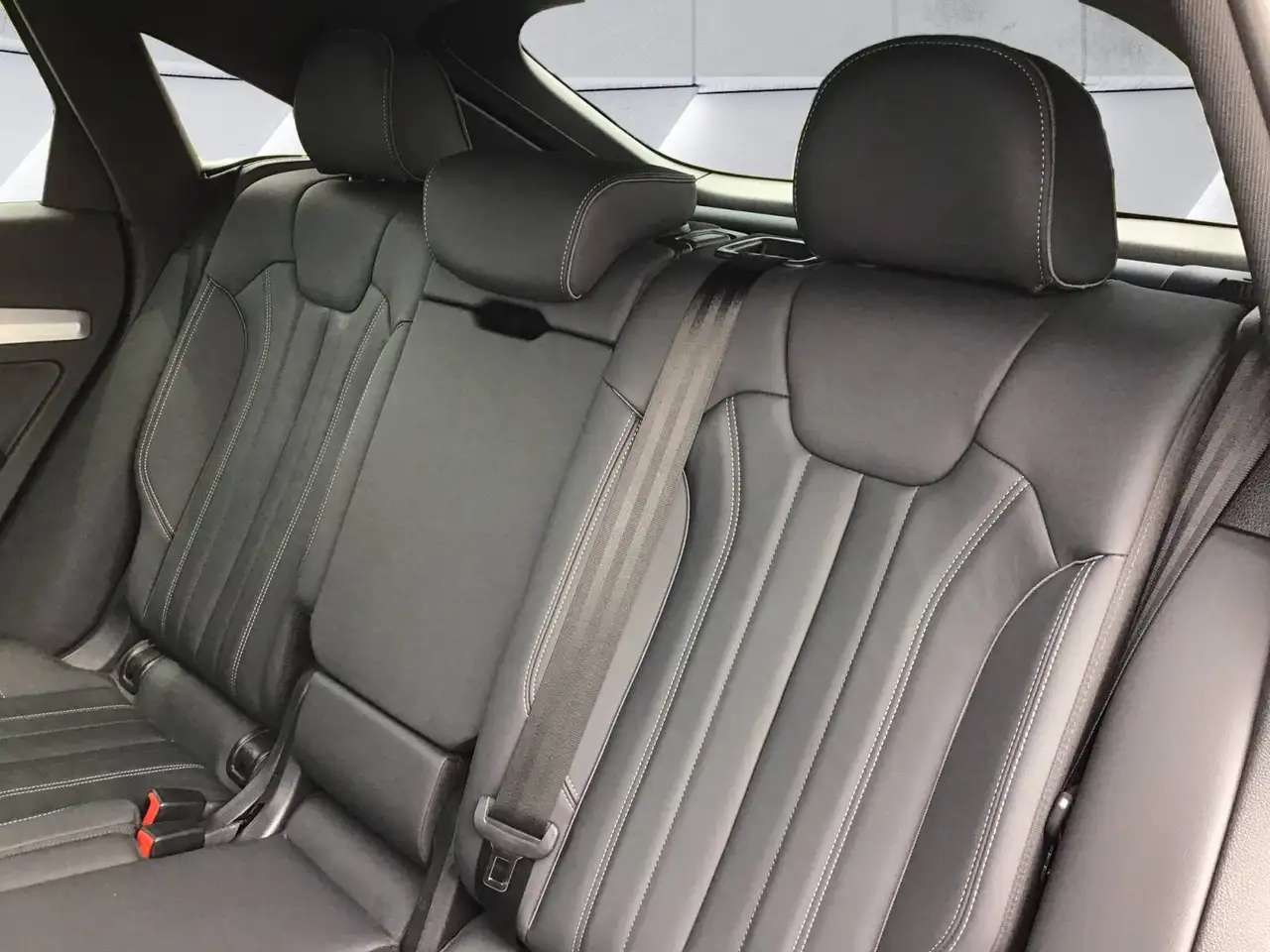Audi Q5 снимка Audi Q5