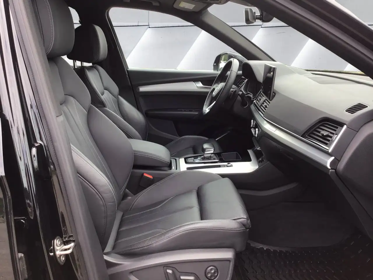 Audi Q5 снимка Audi Q5