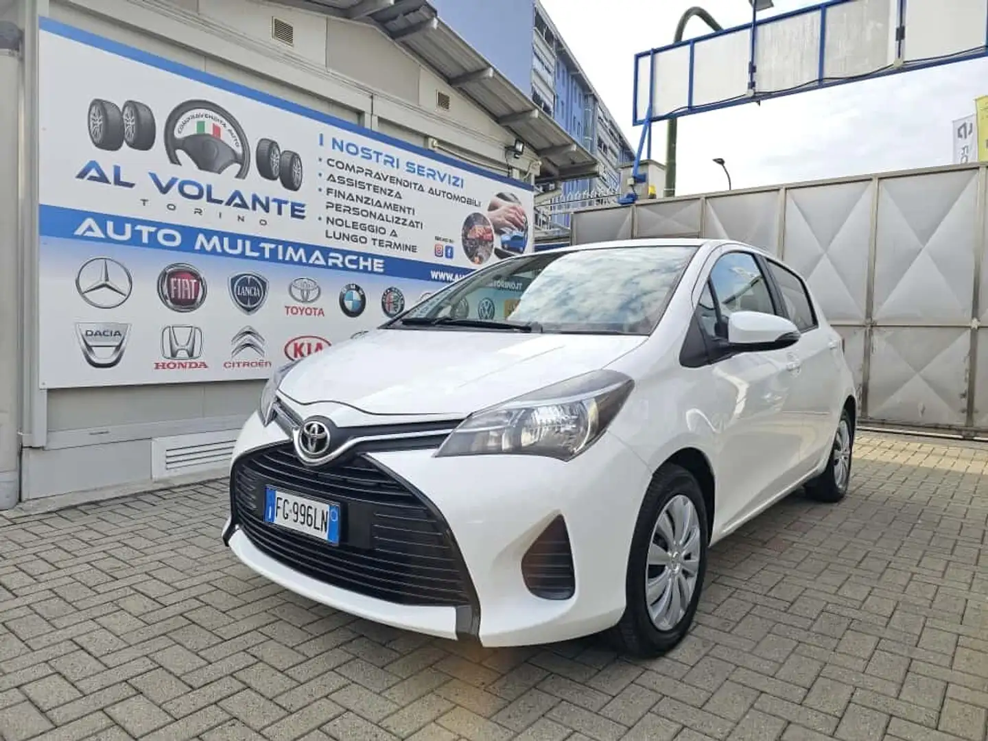 Toyota Yaris Yaris 1.0 5 porte Blanc - 1