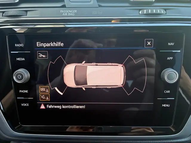 Volkswagen Touran view 14