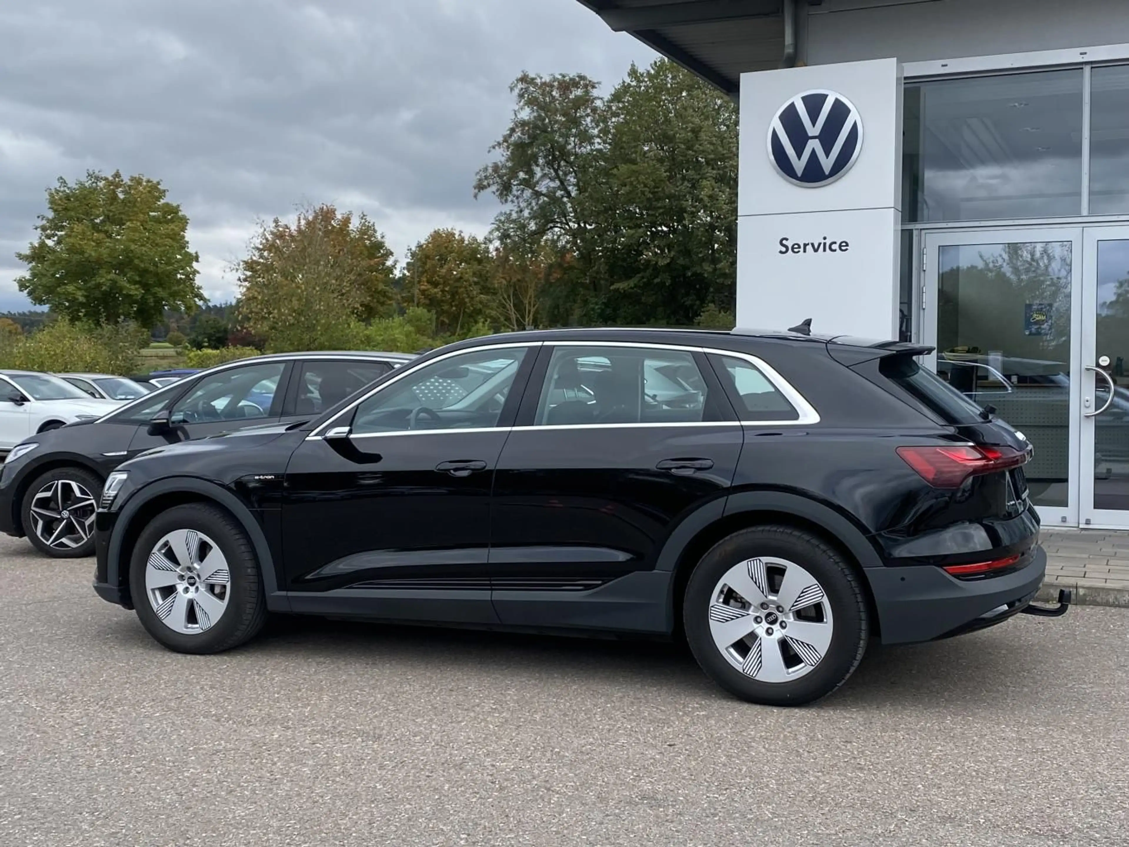Audi e-tron 55 quattro VIRTUELLE-SPIEGEL+AHK+NAVI+VIR — photo 3