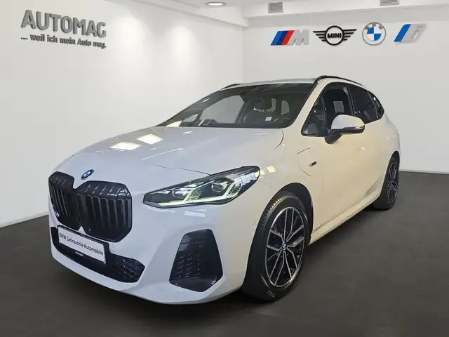 BMW 230 e xDrive M-Sport*AHK*Panoramadach*DrivingAssistPro