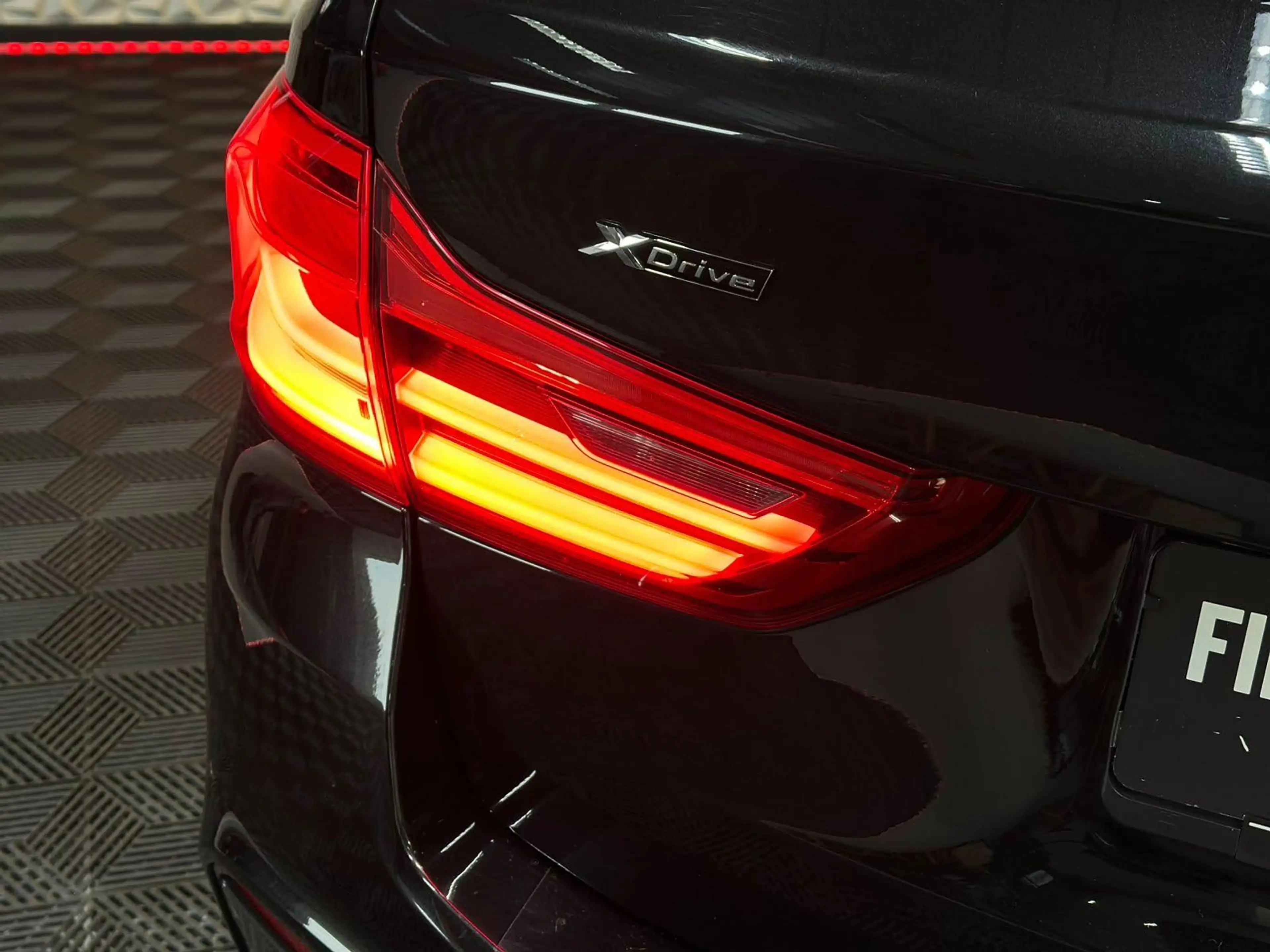 BMW 540 i xD M SPORT PAKET SHADOW HUD#PANO#LH#LED#AHK — photo 11