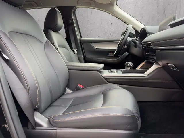 Mazda CX-60 view 15