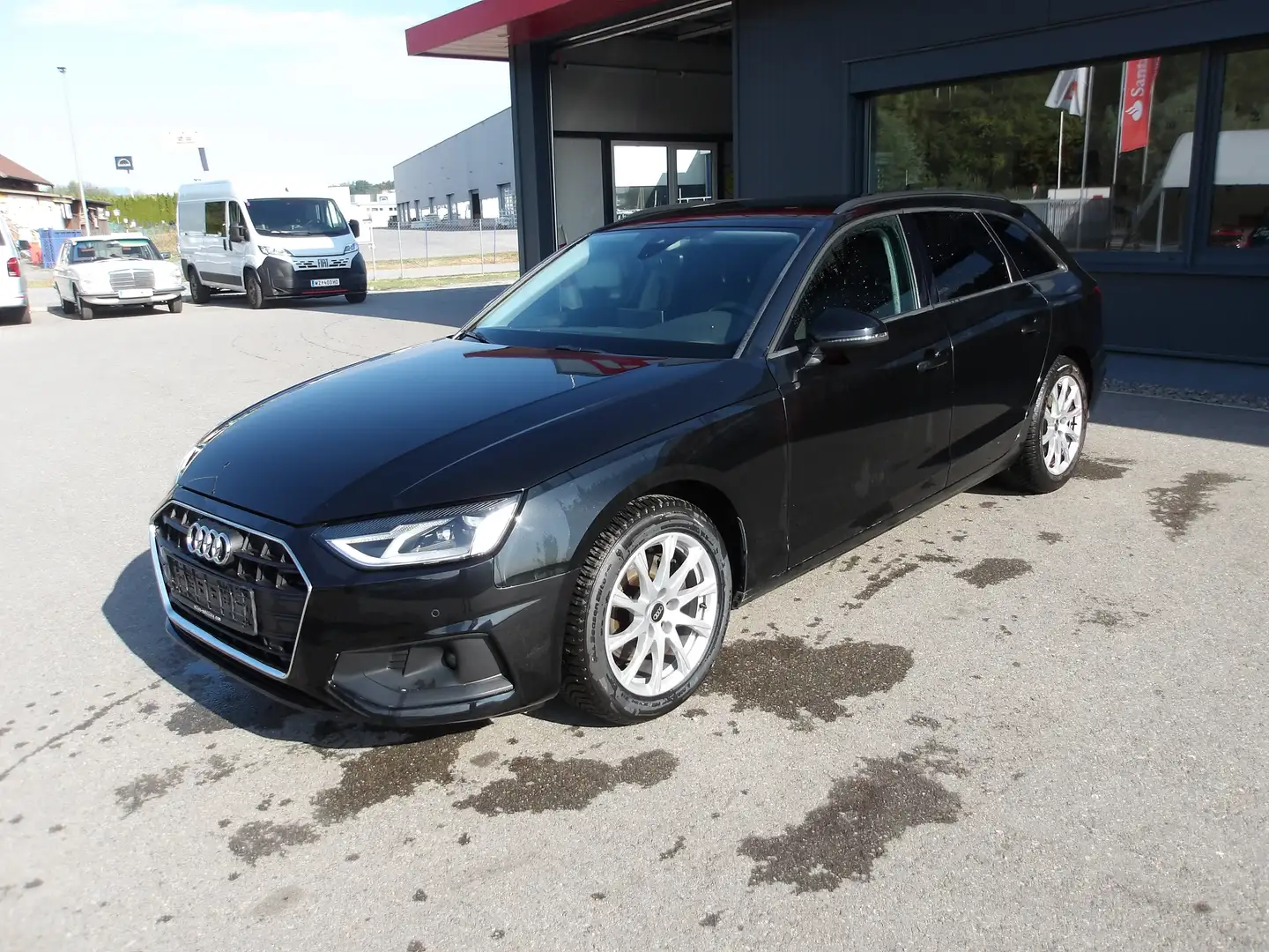 Audi A4 35 TFSI *LED*NAVI* Schwarz - 1