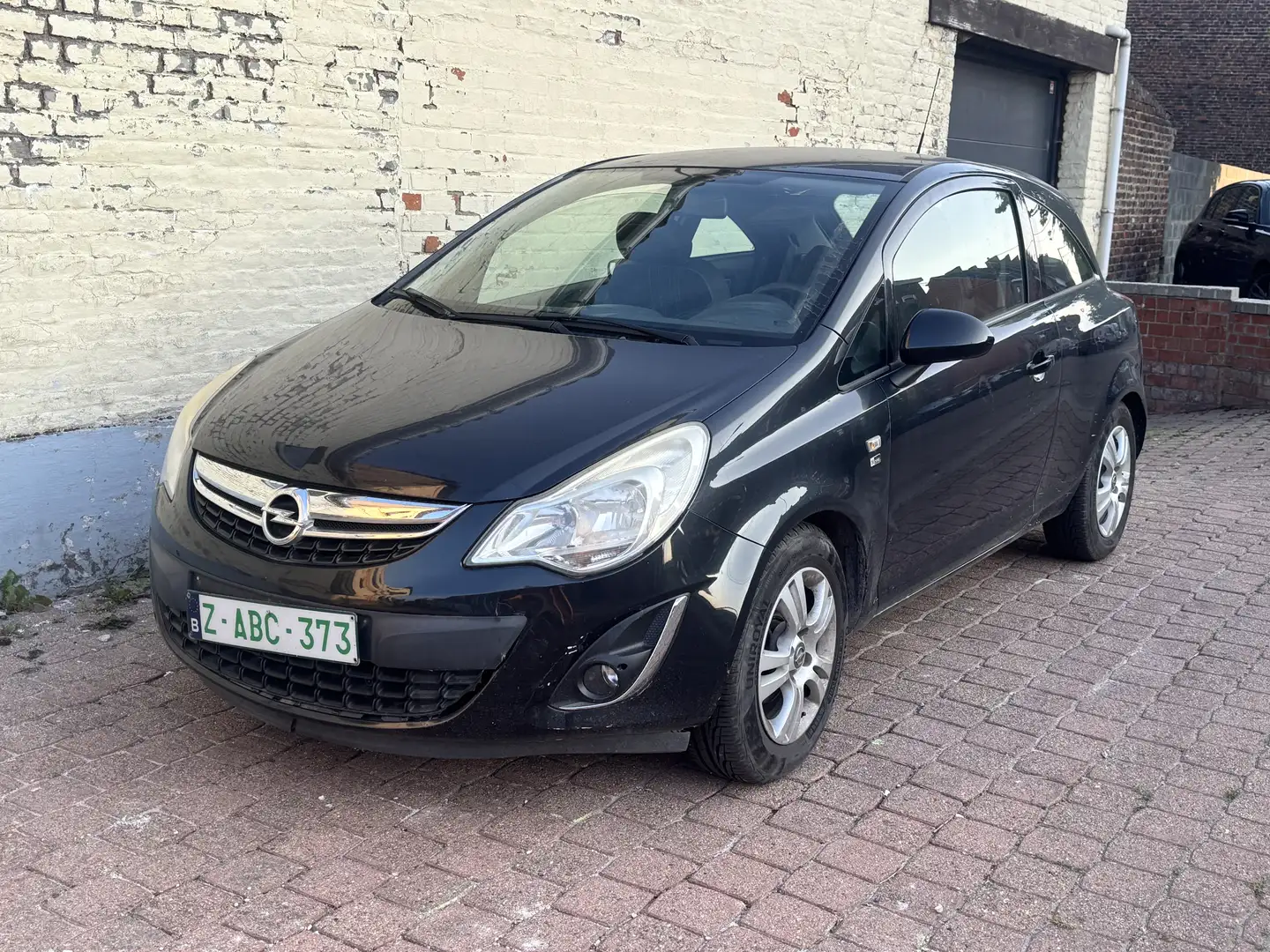 Opel Corsa 1.2i Enjoy 150 Years(EXPORT-PROBLEMEMOTEUR) - 1