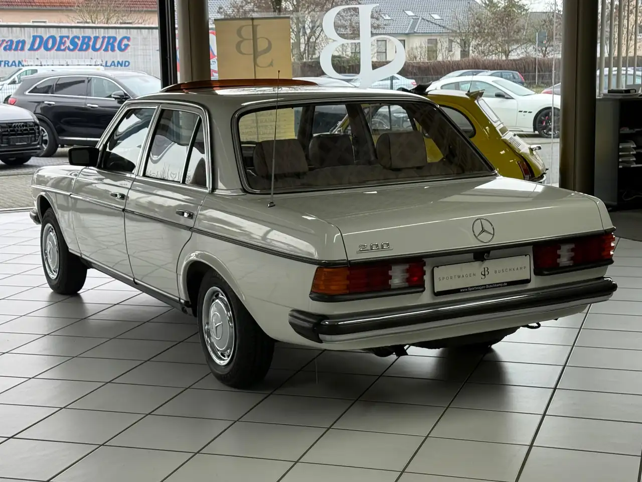 Mercedes-Benz 200 W123 H-Zulassung Original-Zustand, foto 7