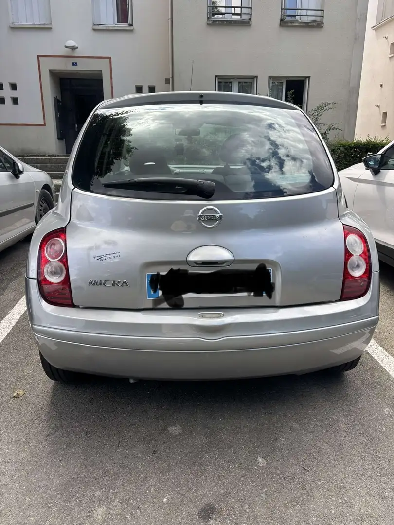 Nissan Micra 1.2i - 80 Visia - 2
