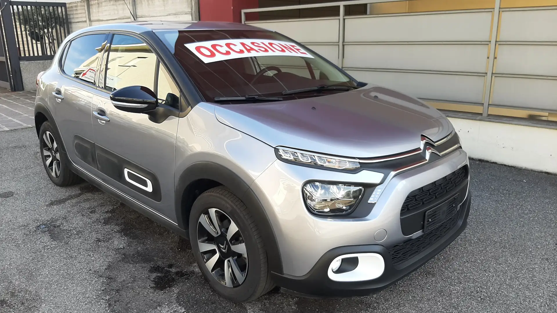 Citroen C3 1.2 MAX 110CV Nessun obbligo finanziamento Argento - 1