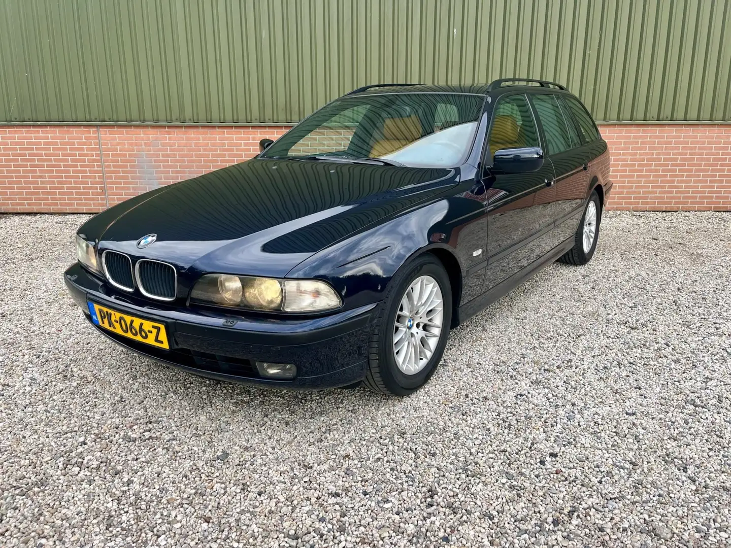 BMW 523 523i Executive Individual Youngtimer Full options Blauw - 1
