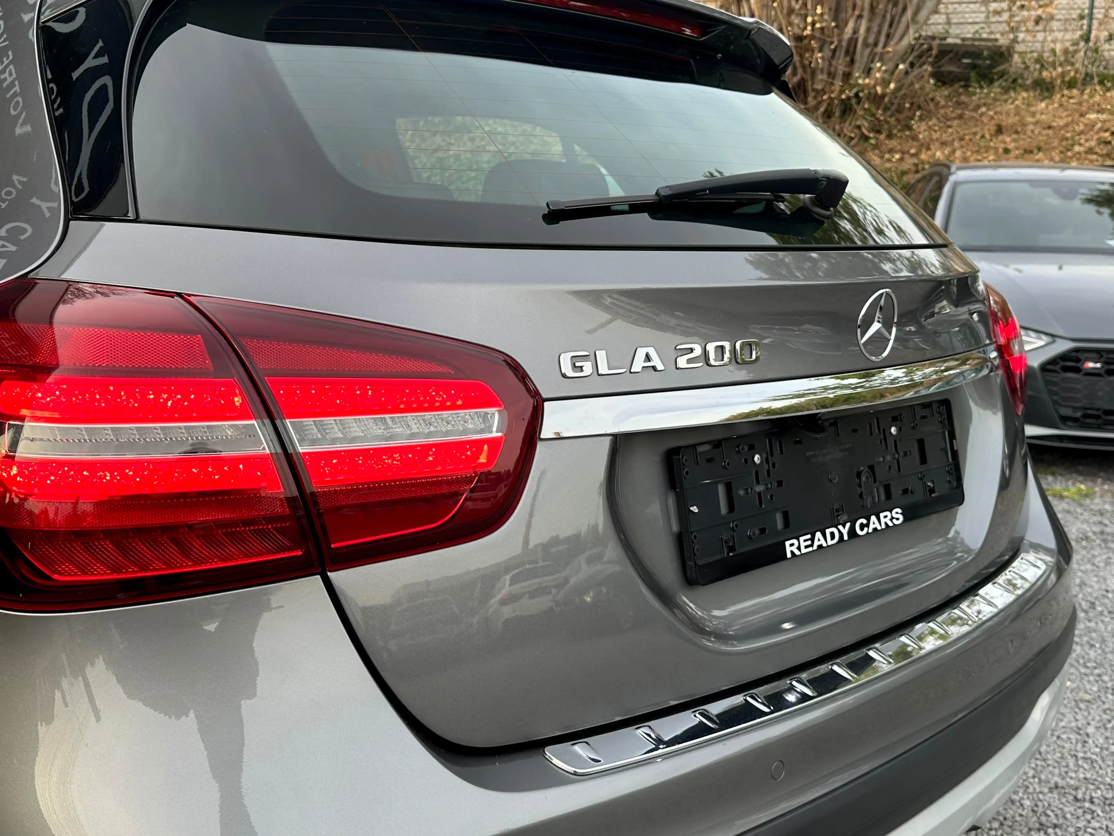 Mercedes-Benz GLA 200 1,6*EXCELLENT ETAT*CUIR*LED*SIEGE CHAUFFANT*CAM*NAVI*CARPLAY*GARANTIE — photo 6