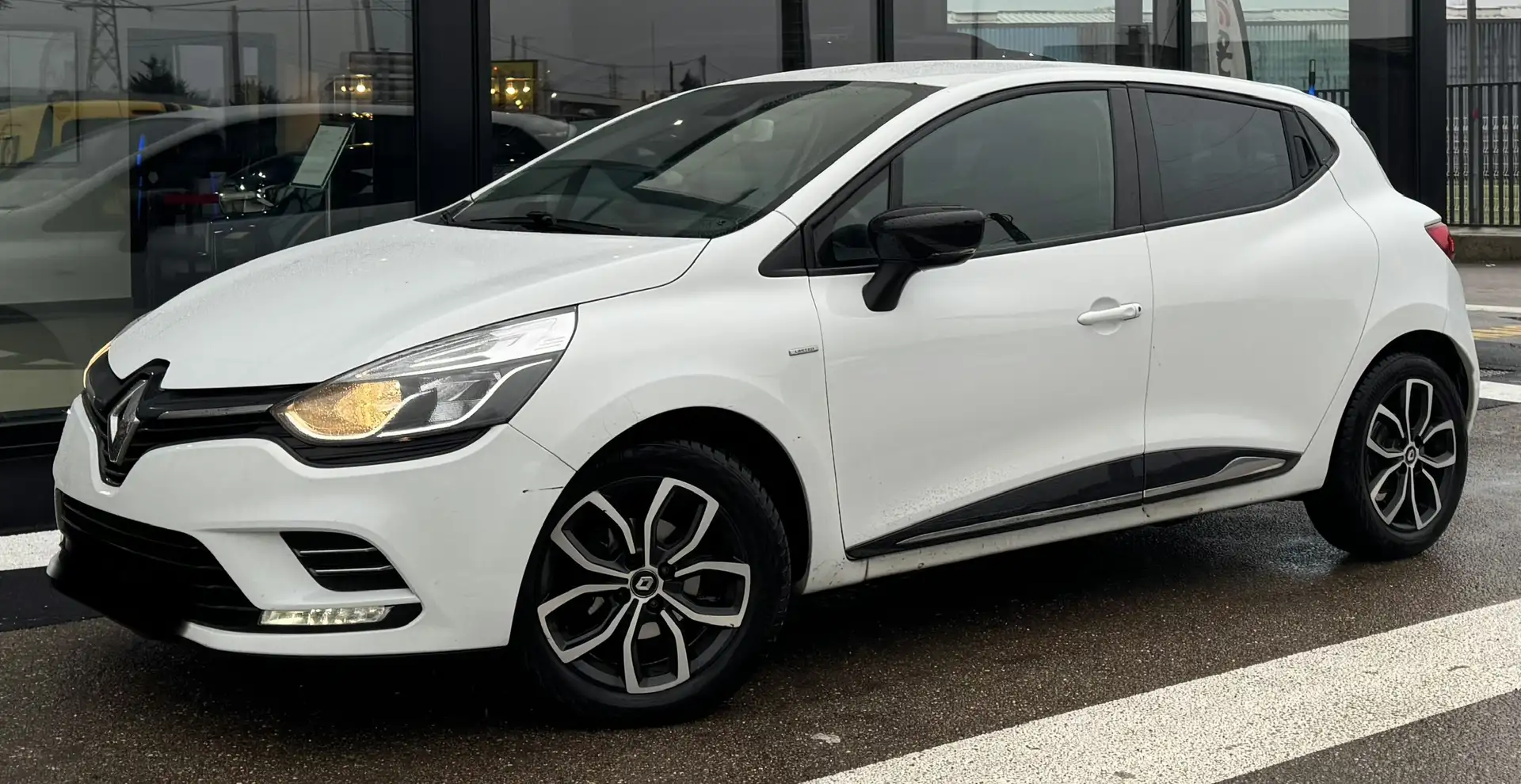 Renault Clio Clio TCe 90 E6C Limited Blanc - 2