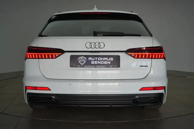 Audi A6 view 5