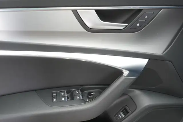 Audi A6 view 15