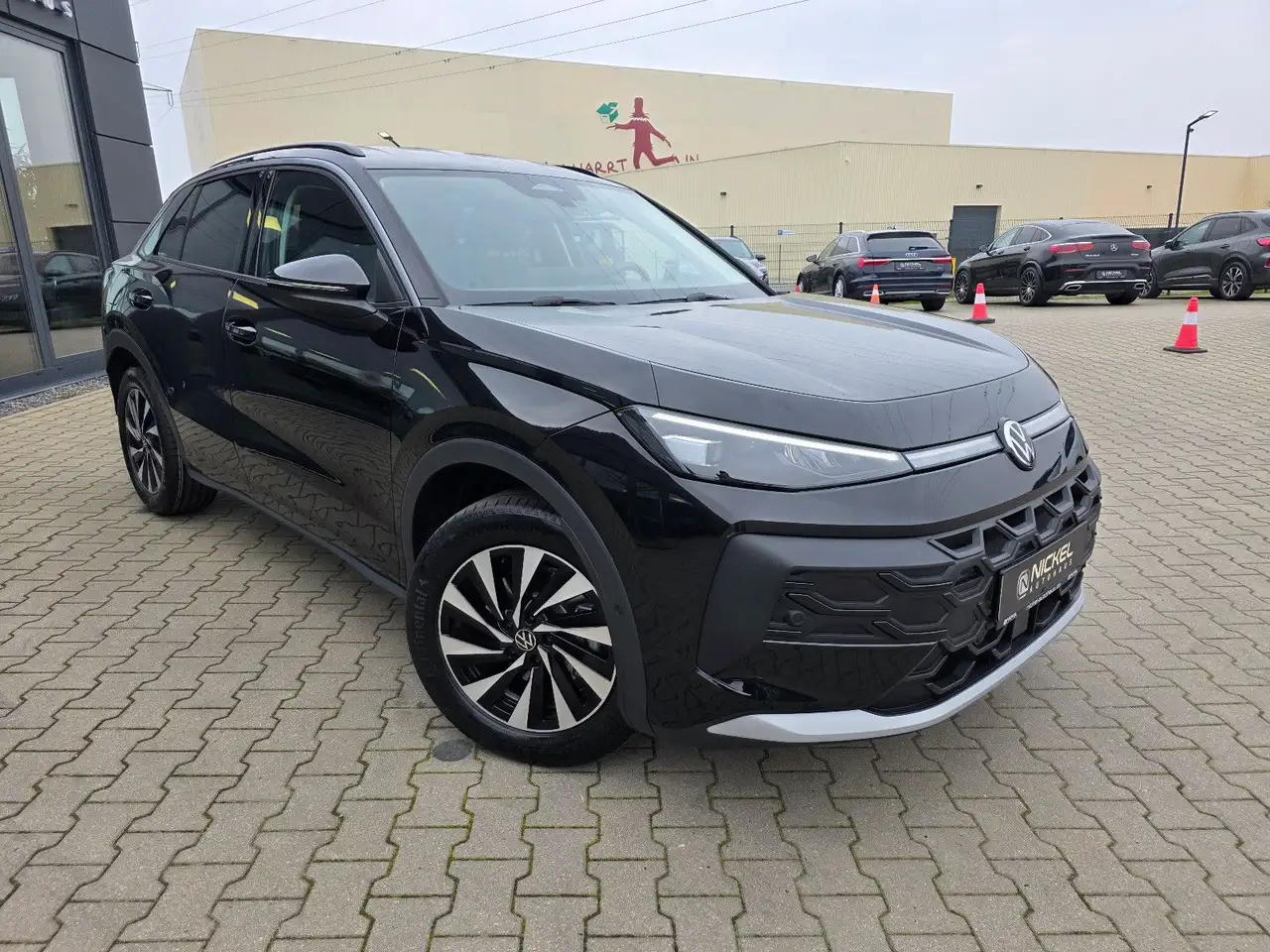 Volkswagen T-Roc 1.5 eTSI Life*Led+*Kamera*Acc*Neues-Model*, миниатюра 11