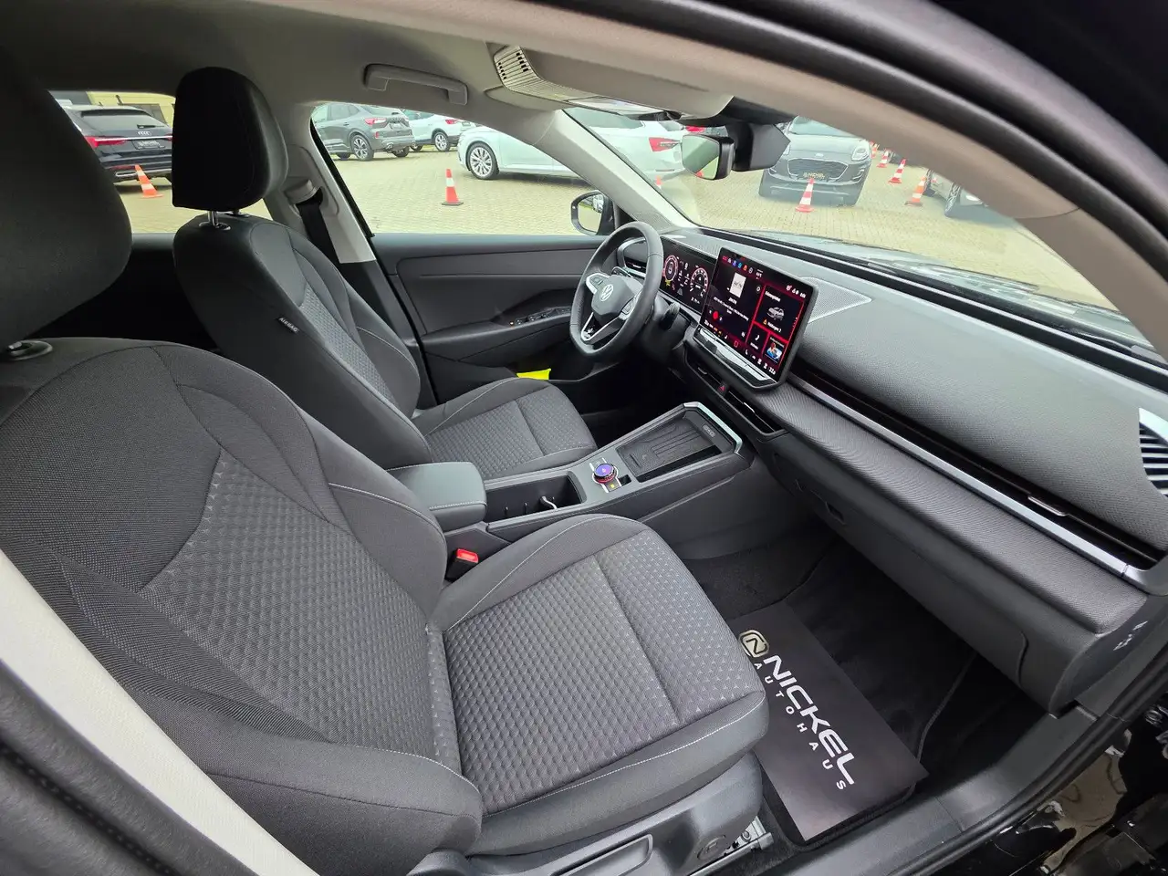 Volkswagen T-Roc 1.5 eTSI Life*Led+*Kamera*Acc*Neues-Model*, миниатюра 19