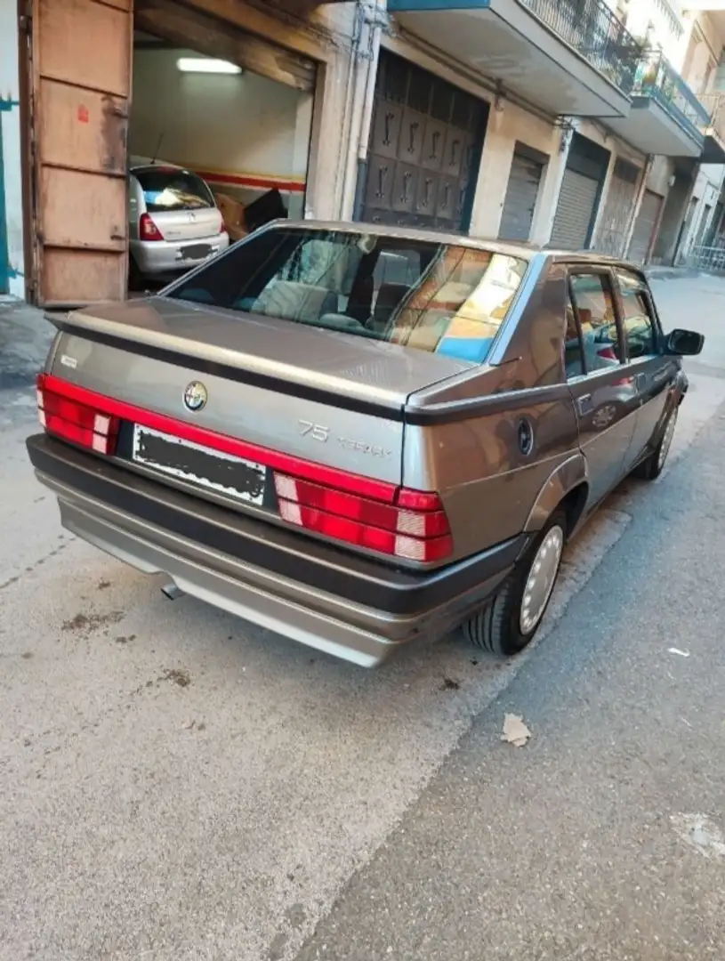 Alfa Romeo 75 2.0i ts - 2