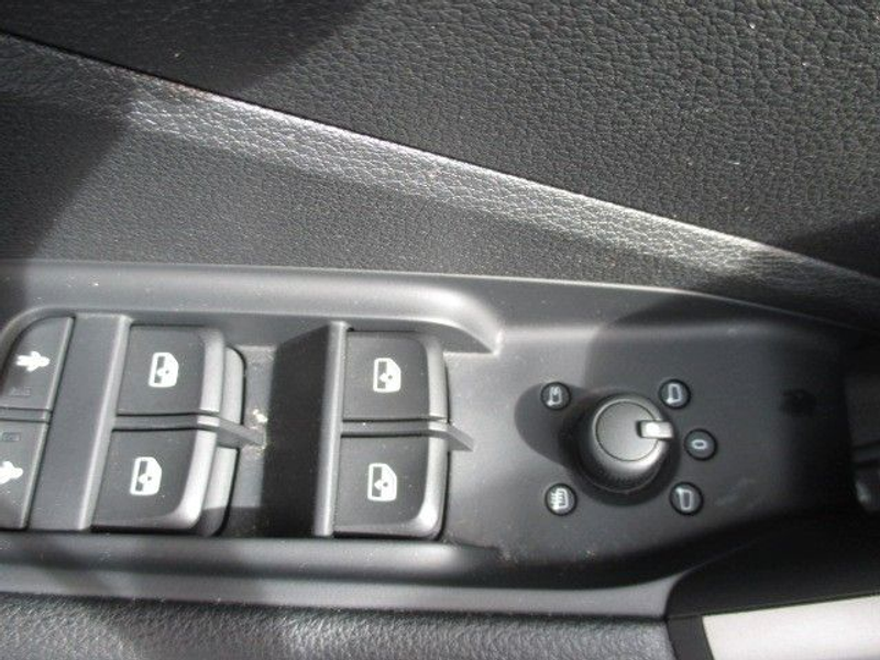 Audi Q2 30 TFSI advanced +NAV+Subw.+KAM+SHZ — photo 24